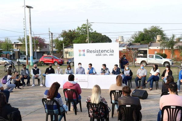 Gustavo Martínez inició los conversatorios vecinales con representantes de barrios de la Zona Oeste de Resistencia.