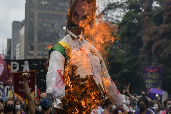 Nuevas protestas multitudinarias contra Jair Bolsonaro