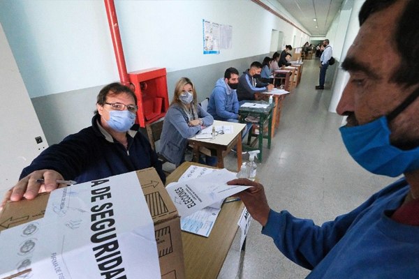 Recomendaciones de la cartera sanitaria chaqueña para las elecciones del domingo. Habrá dos postas integrales de atención sanitaria.