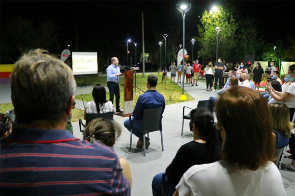 Se trata de la plaza Raúl Alfonsín, ubicada en el barrio 96 Viviendas Utedyc de la localidad.